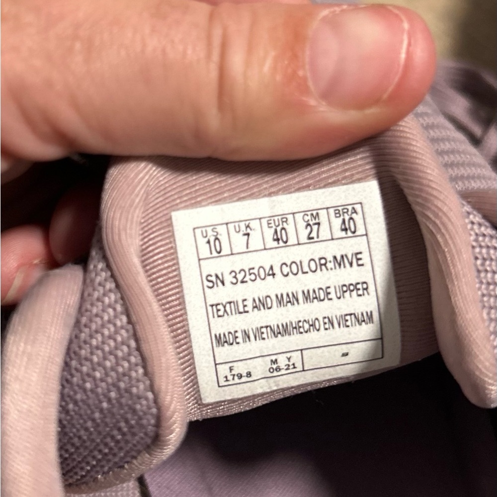 BOBS from Skechers Mauve Athletic Shoes #32504 - Picture 11 of 11